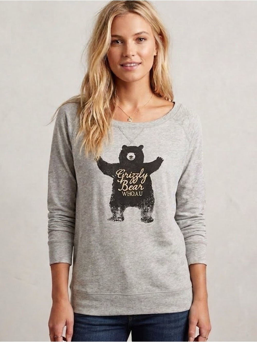 Gray 'Grizzly Bear' Graphic shirt